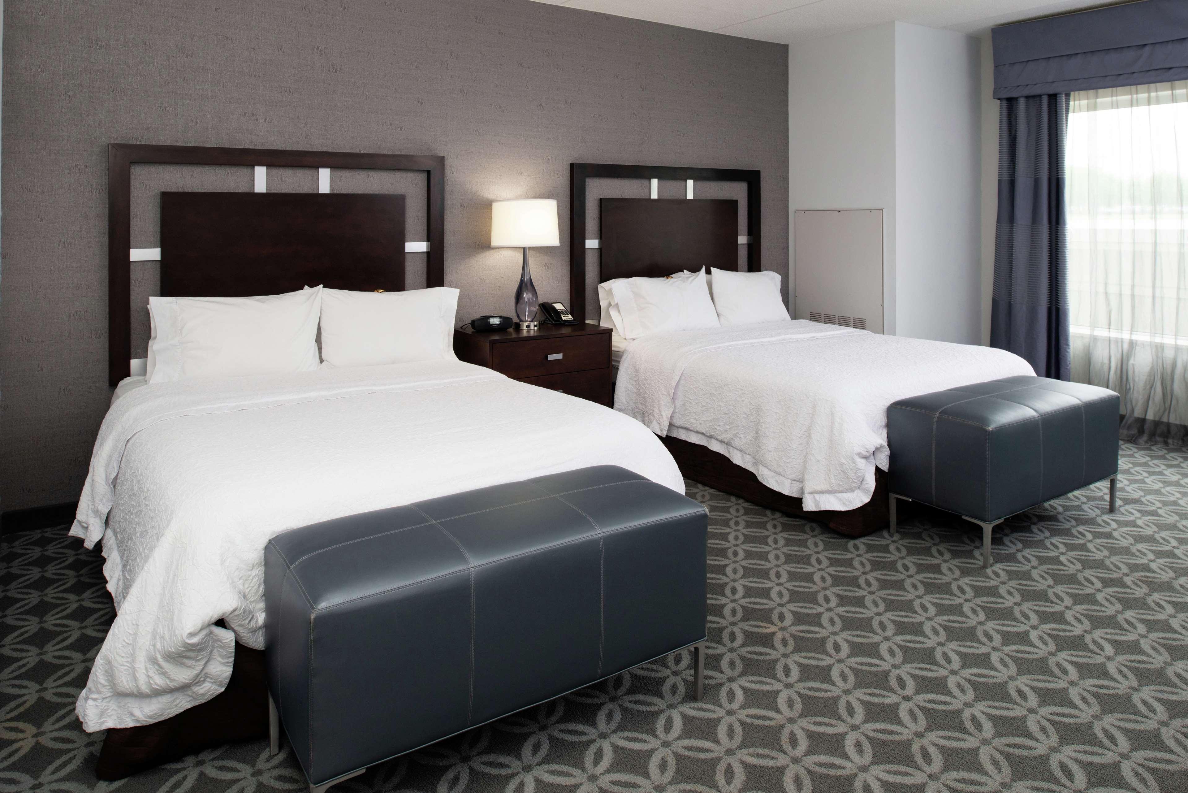 Hampton Inn & Suites Greensboro/Coliseum Area Luaran gambar