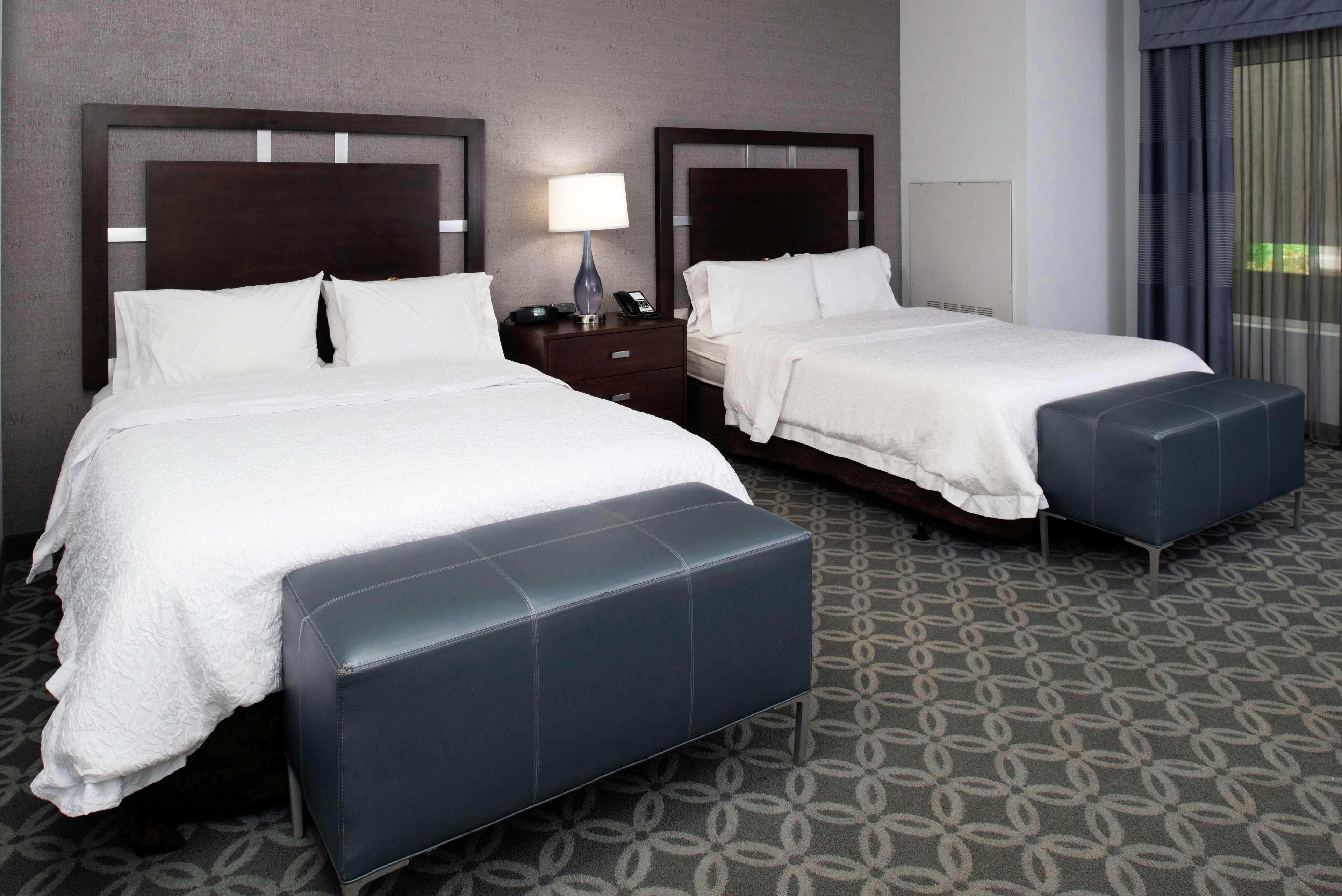 Hampton Inn & Suites Greensboro/Coliseum Area Luaran gambar