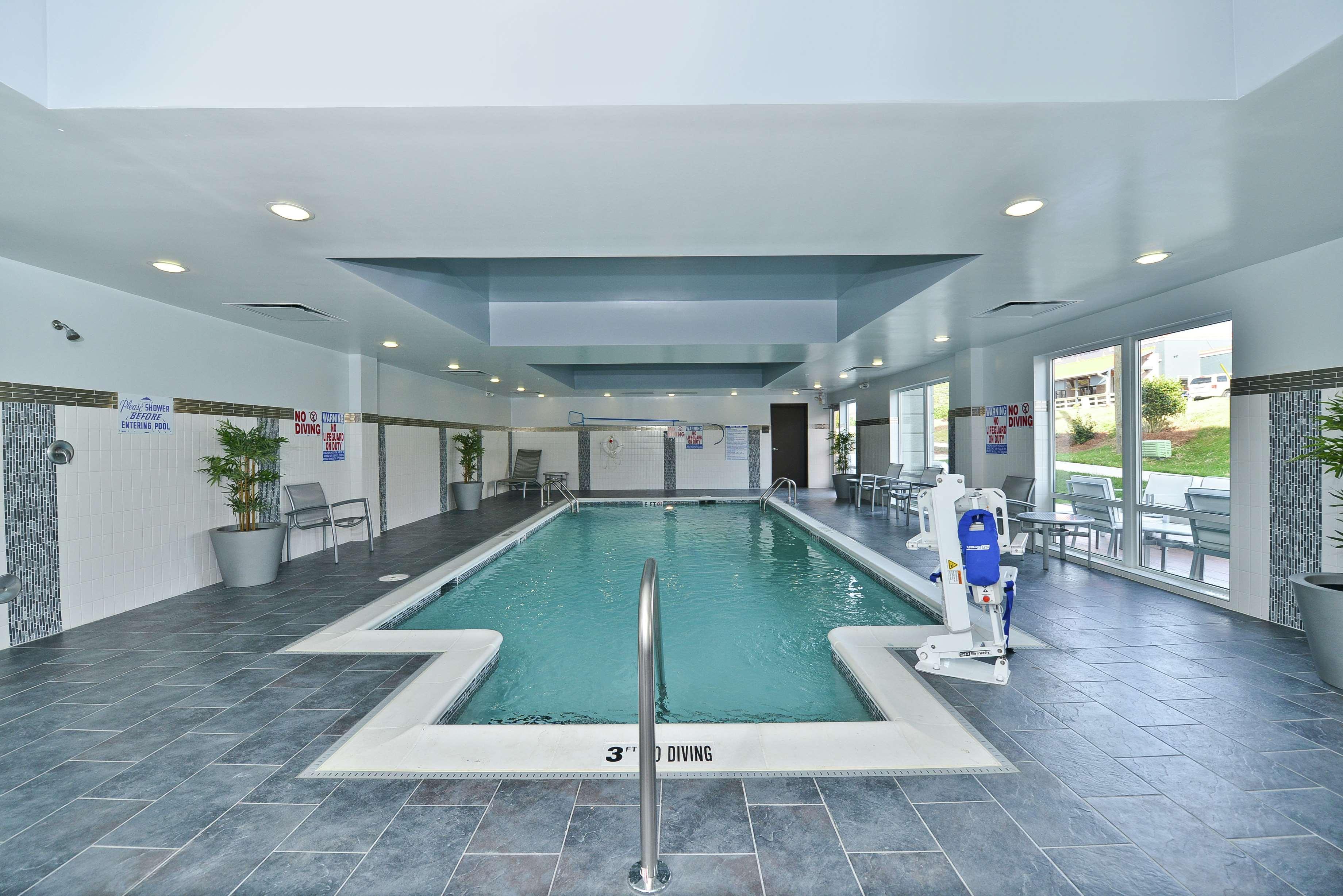 Hampton Inn & Suites Greensboro/Coliseum Area Luaran gambar