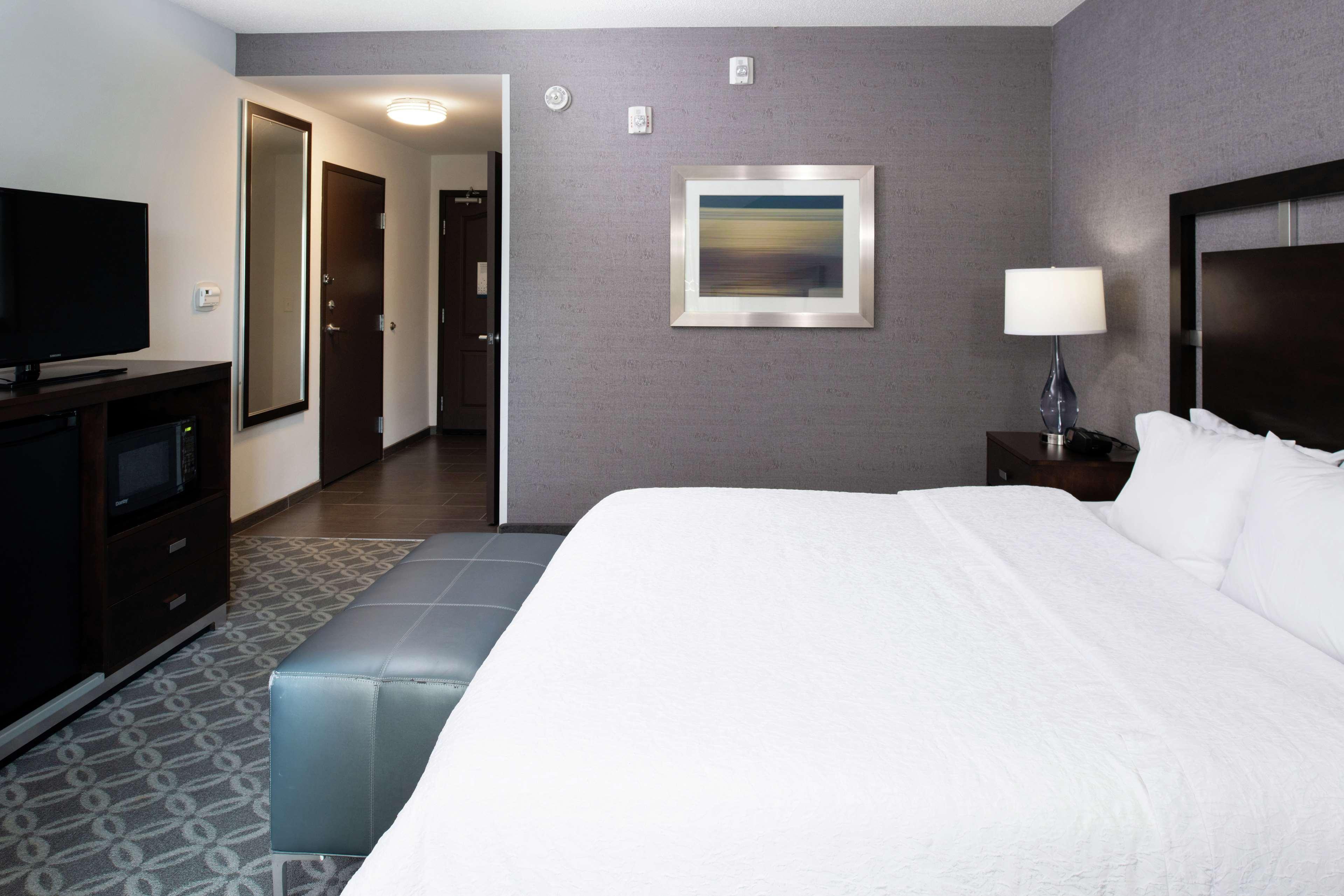 Hampton Inn & Suites Greensboro/Coliseum Area Luaran gambar