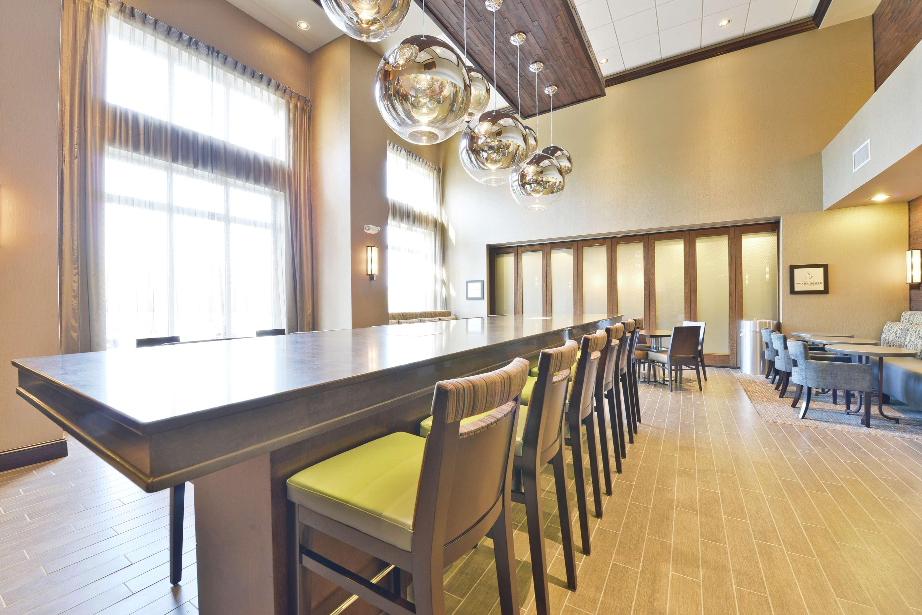 Hampton Inn & Suites Greensboro/Coliseum Area Luaran gambar