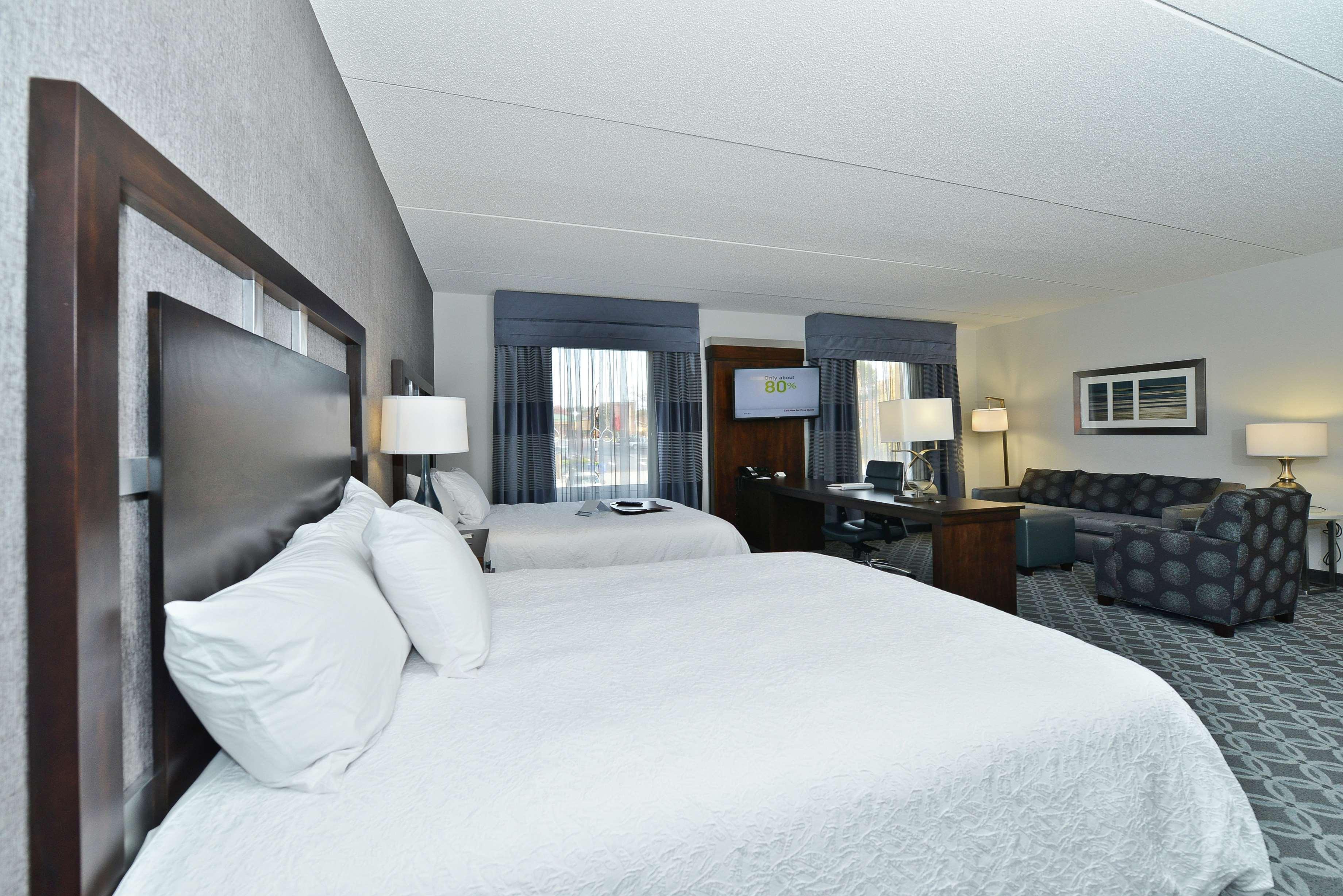 Hampton Inn & Suites Greensboro/Coliseum Area Luaran gambar