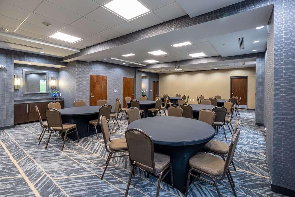 Hampton Inn & Suites Greensboro/Coliseum Area Kemudahan gambar