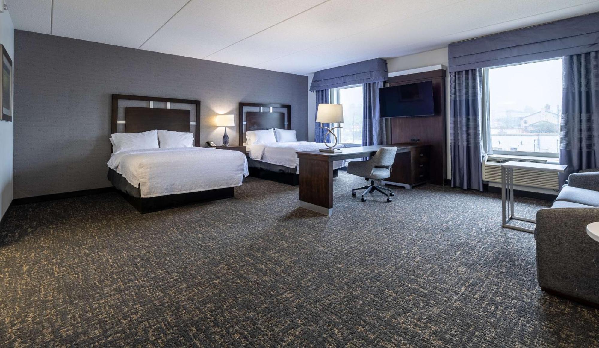 Hampton Inn & Suites Greensboro/Coliseum Area Luaran gambar