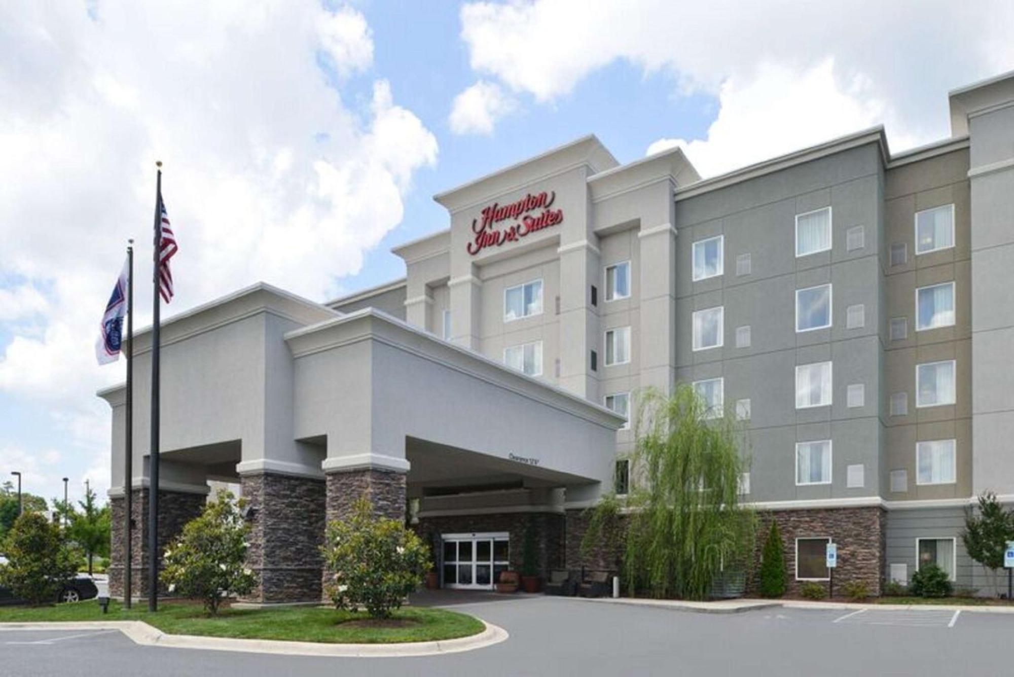 Hampton Inn & Suites Greensboro/Coliseum Area Luaran gambar
